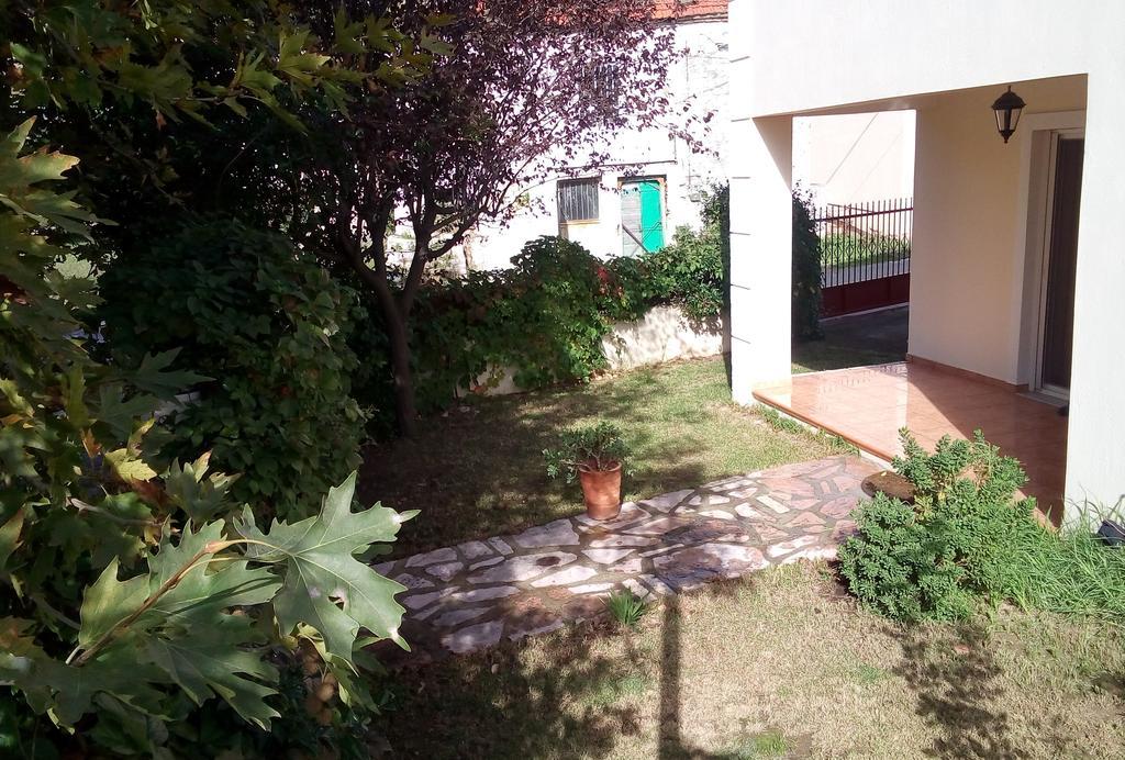 Villa The Platanus Tree Káto Vaszilikí Kültér fotó